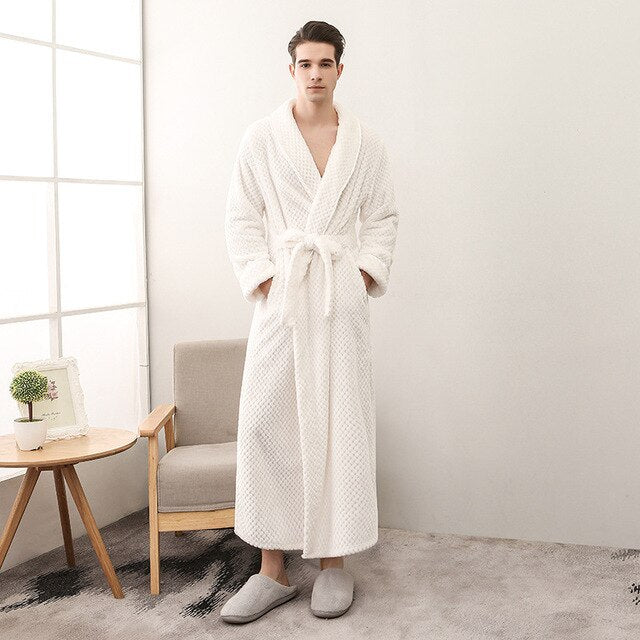 Winter Male Femlae Bathrobe Flannel Thick Robe Long Sleeve Soft Warm