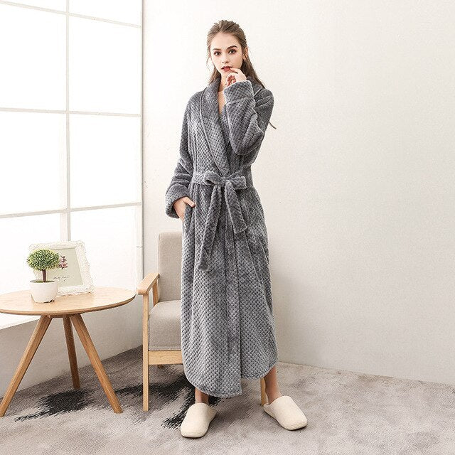 Winter Male Femlae Bathrobe Flannel Thick Robe Long Sleeve Soft Warm