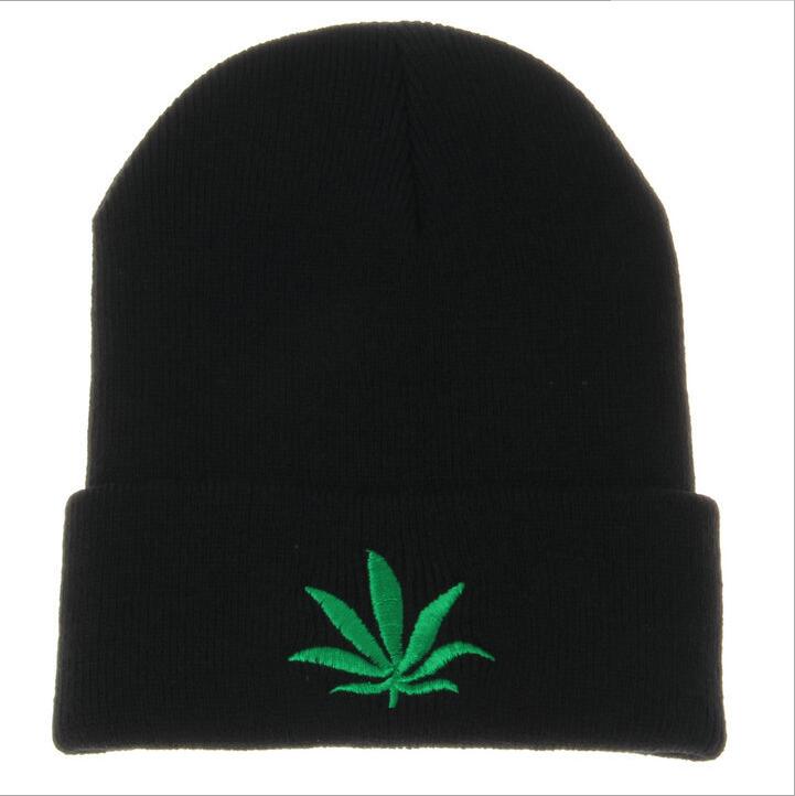 Men Women Winter Hip Hop Punk Black Weed Leaf Beanie Hats