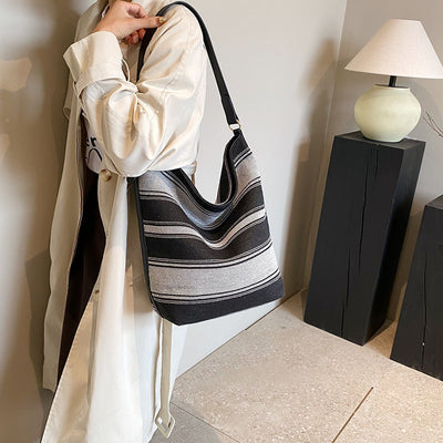 Artistic Striped Hand-carrying Bucket Bag For Women